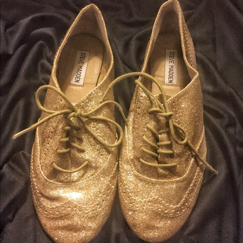 Steve Madden Wingtips size 8
